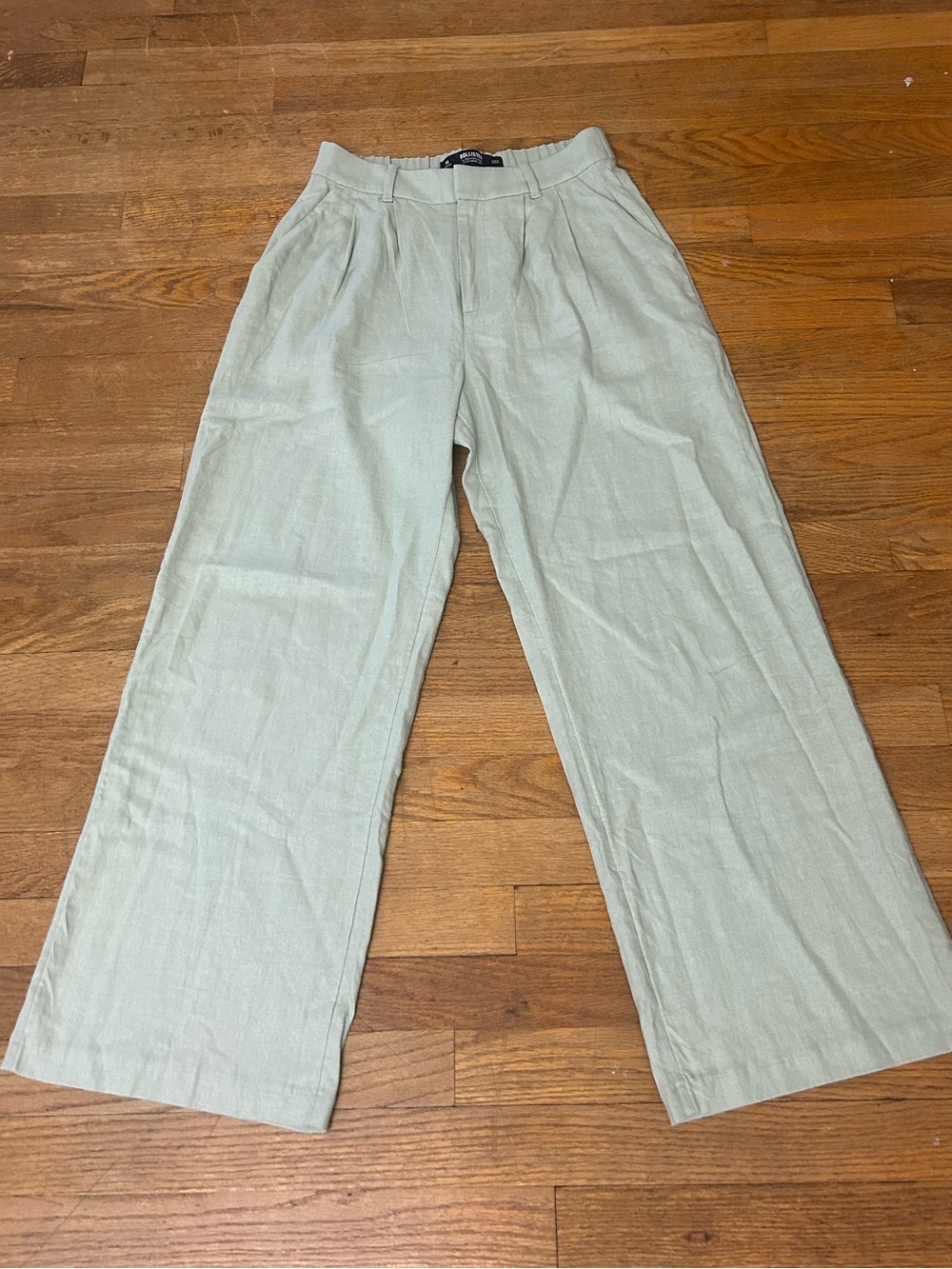 Hollister Light Sage Wide Leg Pant